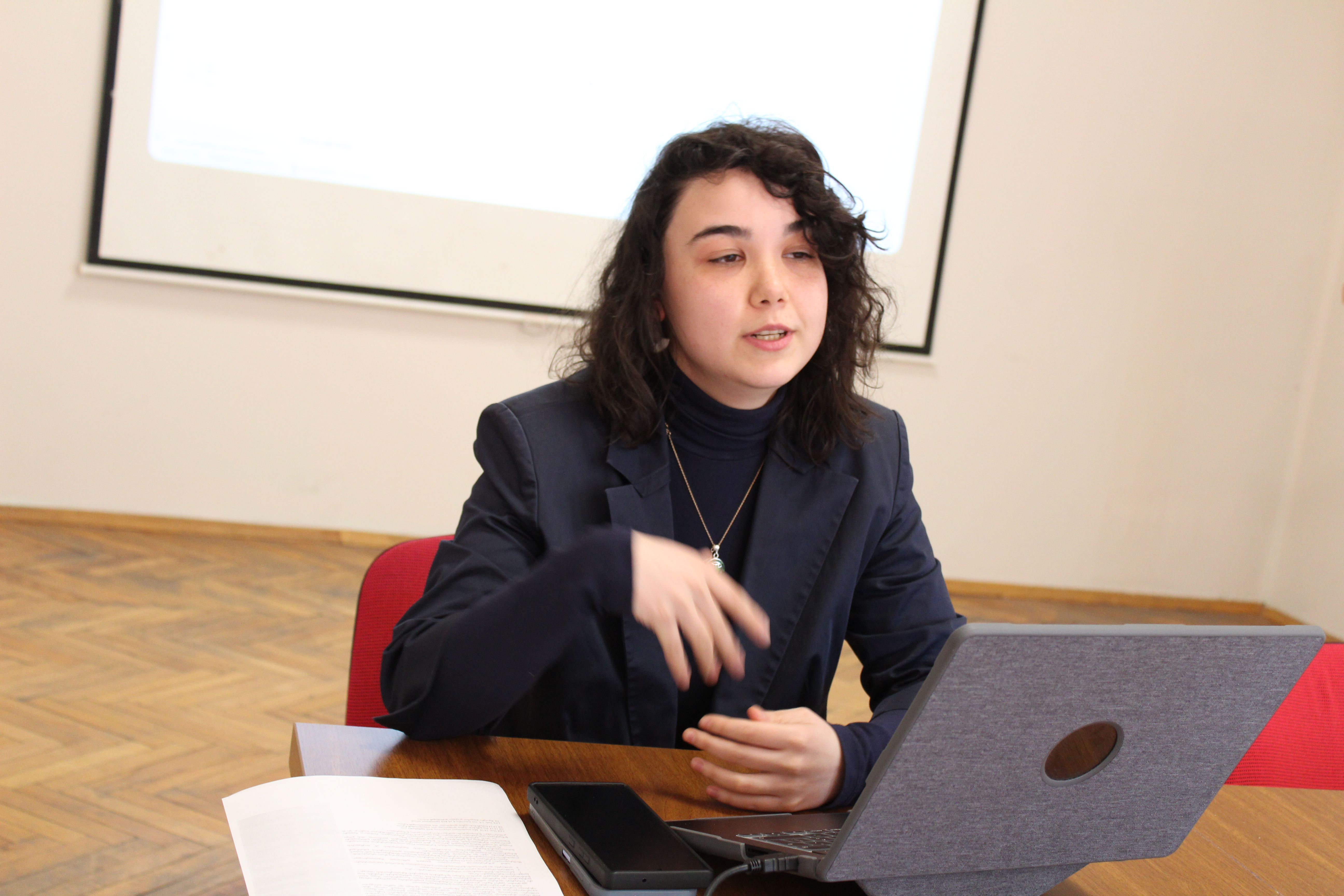 მცირე წინასწარმეტყველთა ძველი ქართული და ძველი სომხური ვერსიების ურთიერთმიმართება თანდებულთა (ἐν, ἐπί, περι...) გადმოტანის მაგალითზე